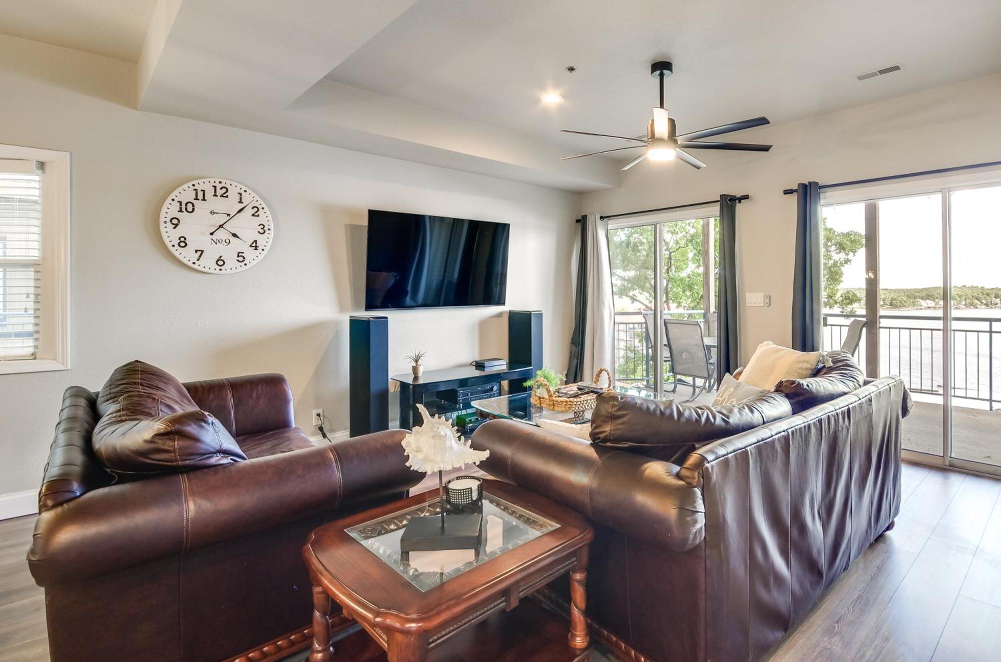 Waterfront Lake Ozark Condo With Deck And Pools Exterior foto