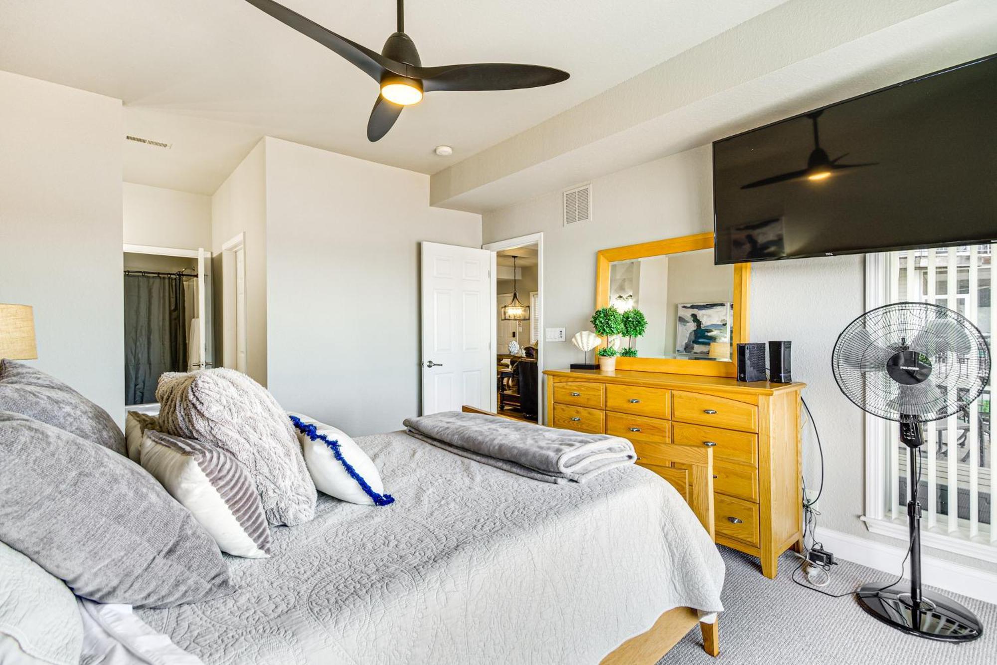 Waterfront Lake Ozark Condo With Deck And Pools Exterior foto